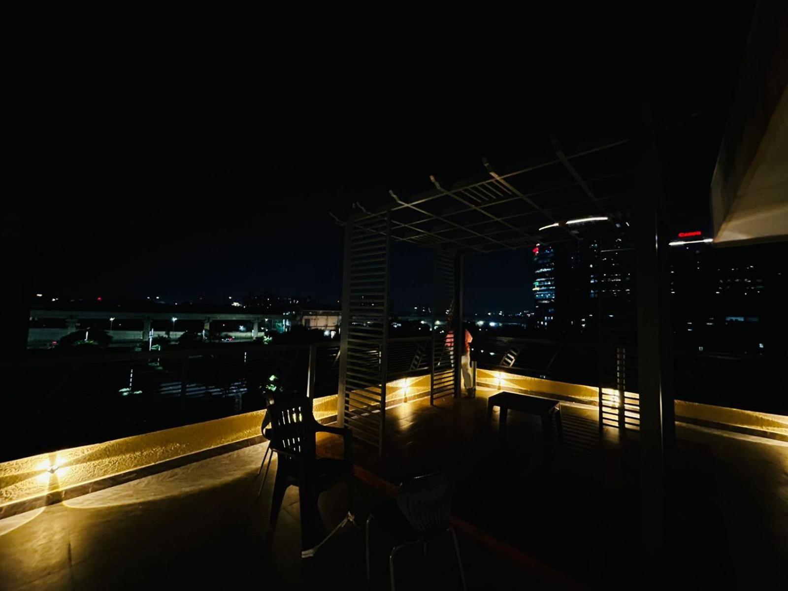 Vibe Communal Living Gurgaon Exteriör bild